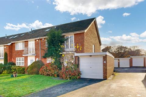 3 bedroom end of terrace house for sale, Sunningdale Close, Stanmore, HA7
