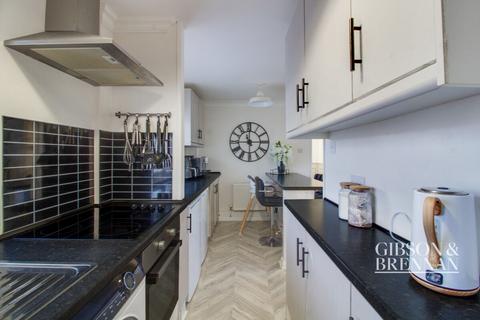 25 Beeleigh East, Basildon, SS14 2RR