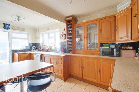 6 bedroom detached house for sale, Higham Road, Rochester