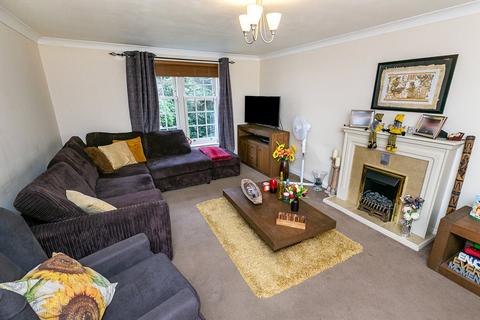 2 bedroom apartment for sale, Brighton Road, BANSTEAD, Surrey, SM7