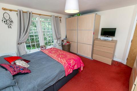 2 bedroom apartment for sale, Brighton Road, BANSTEAD, Surrey, SM7