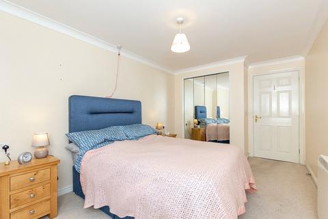 2 bedroom apartment for sale, Stafford Road, CATERHAM, Surrey, CR3