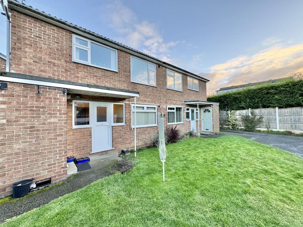 Magna Grove, Wakefield 1 bed flat to rent £795 pcm (£183 pw)