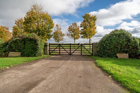 3 bedroom equestrian property for sale, Manor Farm Stud