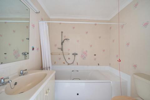 1 bedroom retirement property for sale, Abingdon,  Oxfordshire,  OX14