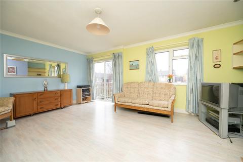 2 bedroom flat for sale, The Ridgeway, St. Albans, Hertfordshire