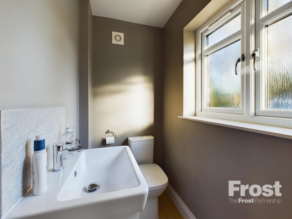 Ground Floor Wc