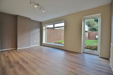 4 bedroom house to rent, Windyridge Gardens, Cheltenham, GL50