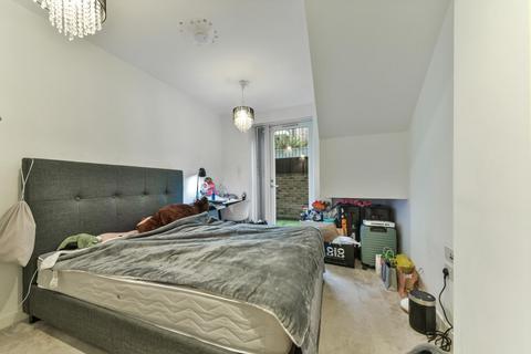 2 bedroom duplex for sale, Hand Axe Yard, Kings Cross, WC1X