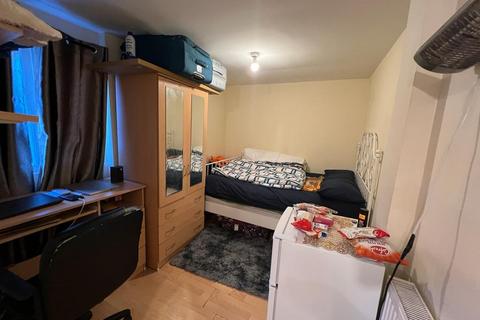 44 Adderley Street, Hillfields, Coventry, CV1 5AT