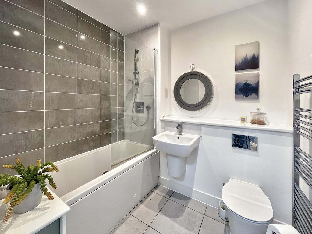 Family bathroom