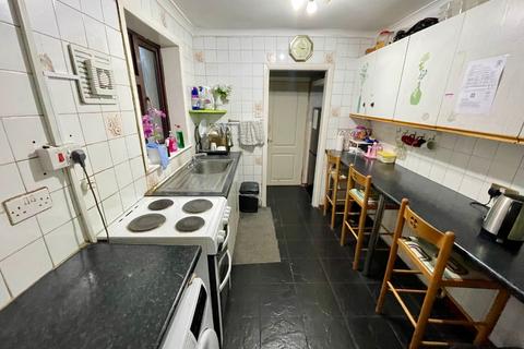 28 Ash Road, Luton, LU4 8AG