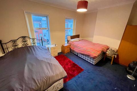 28 Ash Road, Luton, LU4 8AG