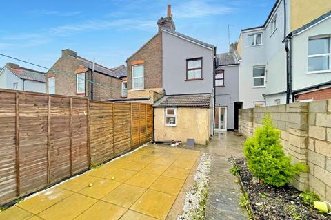 28 Ash Road, Luton, LU4 8AG