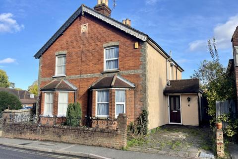 6 Woodfield Lane, Ashtead, KT21 2BE