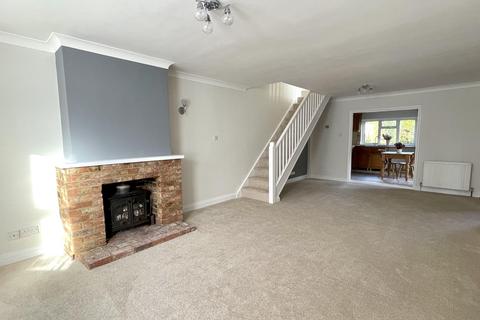 6 Woodfield Lane, Ashtead, KT21 2BE