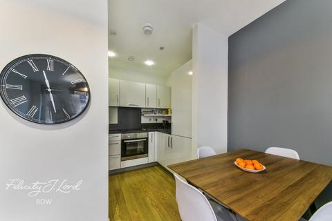 Flat 1, 30 Oxley Square, London, E3 3GS
