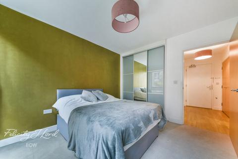 Flat 1, 30 Oxley Square, London, E3 3GS