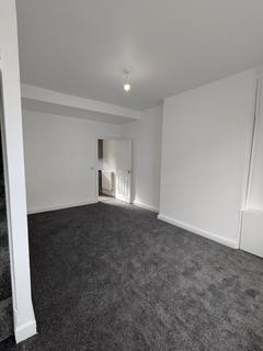 2 bedroom terraced house to rent, 6 Hunslet Street , Burnley  BB11