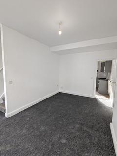 2 bedroom terraced house to rent, 6 Hunslet Street , Burnley  BB11