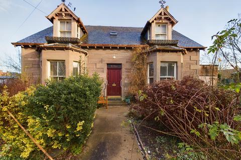 3 bedroom detached house for sale - Ivy Cottage, Hay Street, Coupar Angus, Perthshire, PH13
