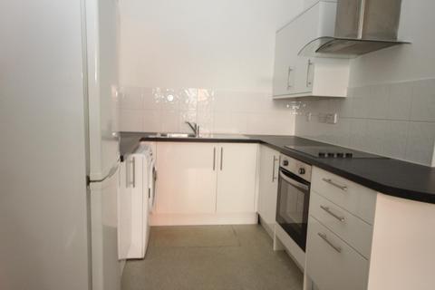 Studio to rent, George Street West, Luton, LU1