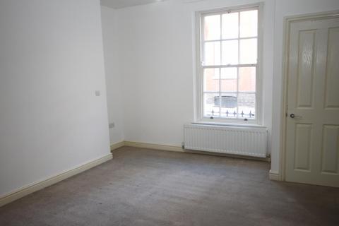 Studio to rent, George Street West, Luton, LU1