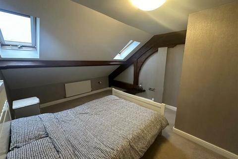 29 Chrisharben Court, Clayton, Bradford, BD14 6AF