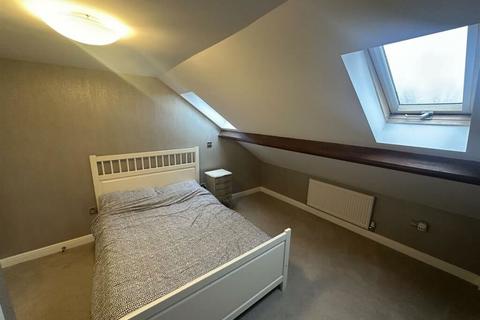 29 Chrisharben Court, Clayton, Bradford, BD14 6AF