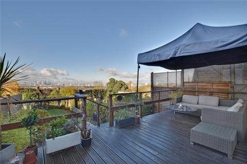 100 Moordown, London, SE18 3NG