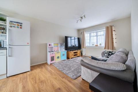 1 bedroom flat for sale, Aylesbury,  Buckinghamshire,  HP21