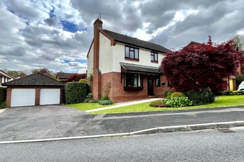 4 bedroom detached house for sale, Ashley Rise, Ashley, Tiverton, EX16