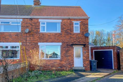 3 bedroom semi-detached house for sale, West Acridge, Barton Upon Humber, North Lincolnshire, DN18