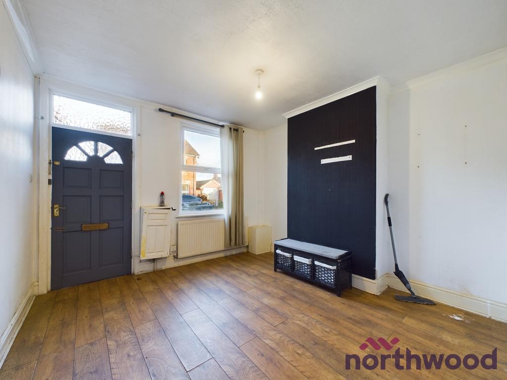 Oak Street, Sandbach, CW11 2 bed terraced house for sale £150,000