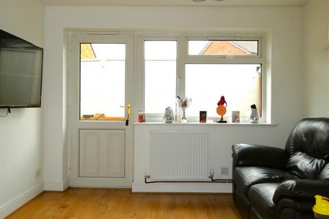 1 bedroom end of terrace house for sale, Frensham Close, Banbury