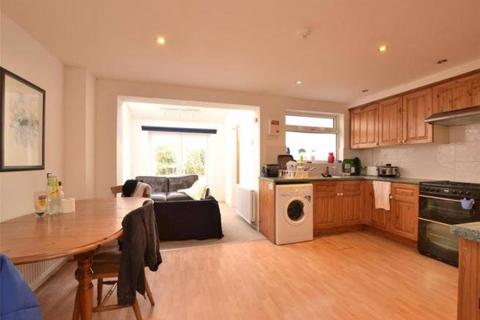 6 bedroom terraced house to rent - Stanway Close, Bath