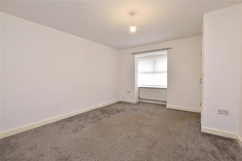 3 bedroom townhouse for sale, Manchester Road, Castleton, Rochdale, Greater Manchester, OL11