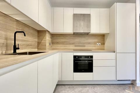 1 bedroom apartment to rent, 20, Gillender Street, London E3