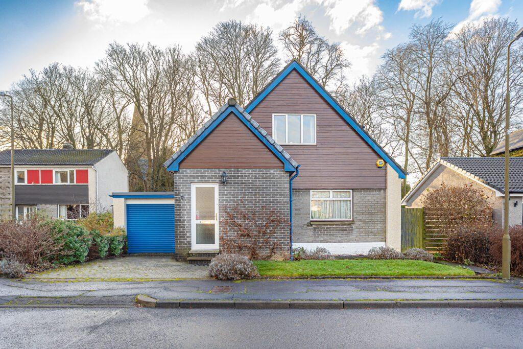 Philip Avenue, Linlithgow, EH49 3 bed detached house £365,000