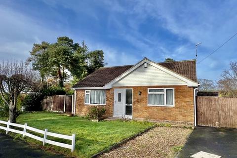 3 bedroom bungalow for sale, Coppice Close, St Ives, BH24 2LB