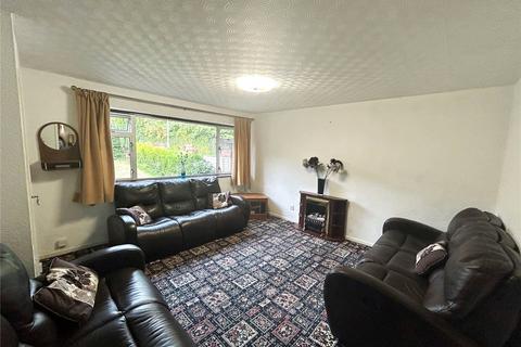32 Amberley Walk, Chadderton, Oldham, OL9 6SL