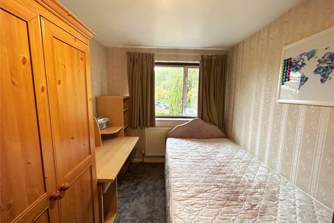 32 Amberley Walk, Chadderton, Oldham, OL9 6SL