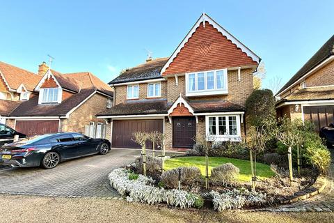 5 bedroom detached house to rent, Leatherhead