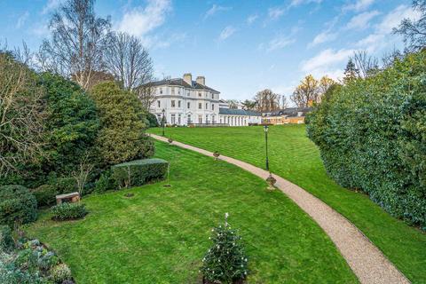 34 Kingston Hill Place, Kingston Upon Thames, KT2 7QY
