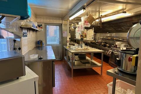 Takeaway for sale, St. Johns, Worcester WR2
