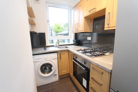 2 bedroom flat to rent, Lochend Quadrant, Lochend, Edinburgh, EH7