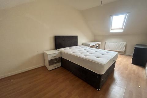 undefined, Port St, Top Floor Flat, Stirling FK8