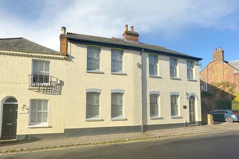 3 bedroom townhouse for sale, Captains Row, Lymington SO41