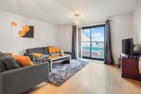 2 bedroom apartment for sale, Bouverie Court