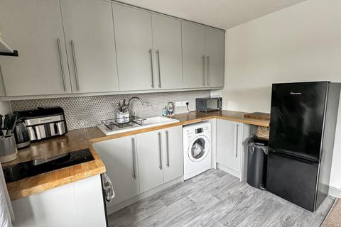 2 bedroom apartment for sale, Primmers Place, Westbury